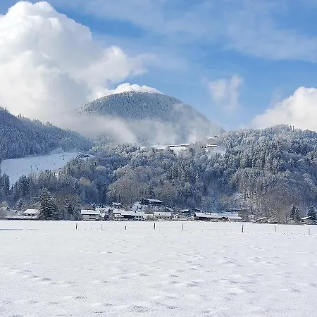 Ferienhaus Inntal * اوبرودورف